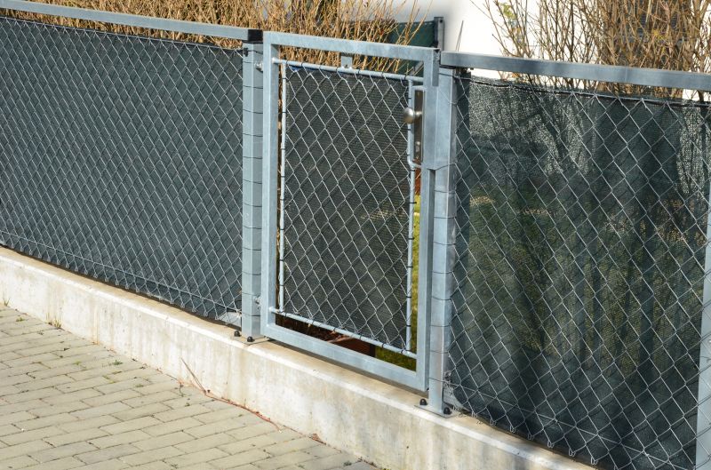 Diamond Mesh Fence Service